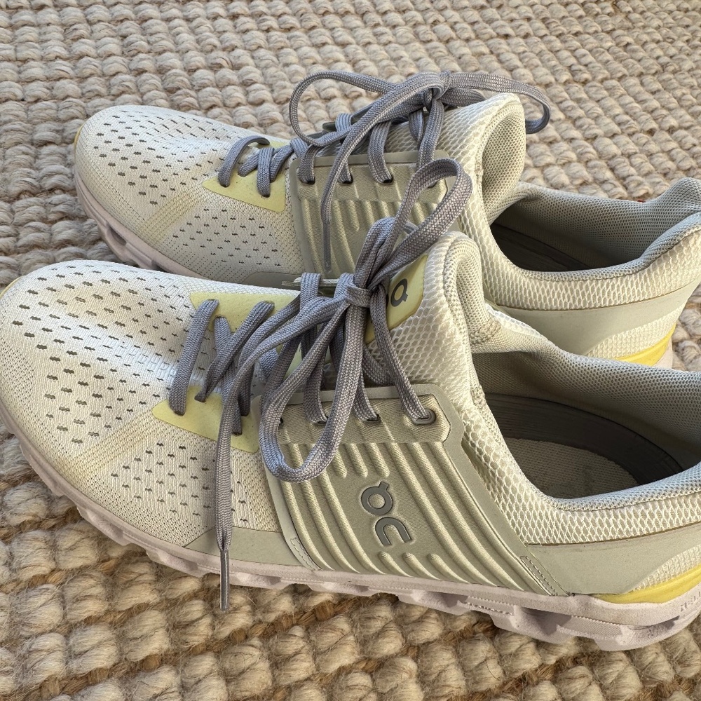 ON Cloud Sneaker